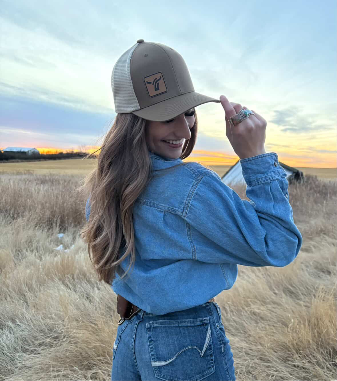 Long sleeve denim shirt.