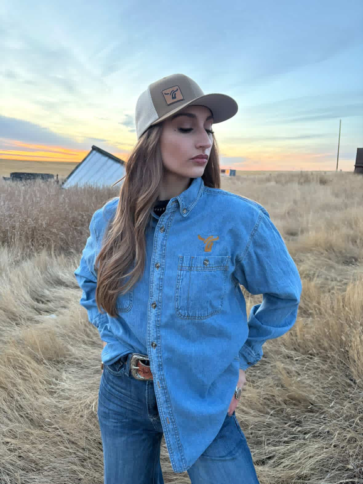 Long sleeve denim shirt.