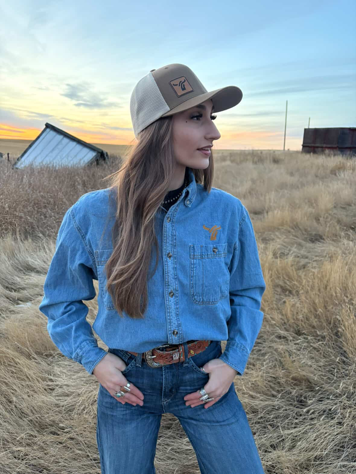 Long sleeve denim shirt.