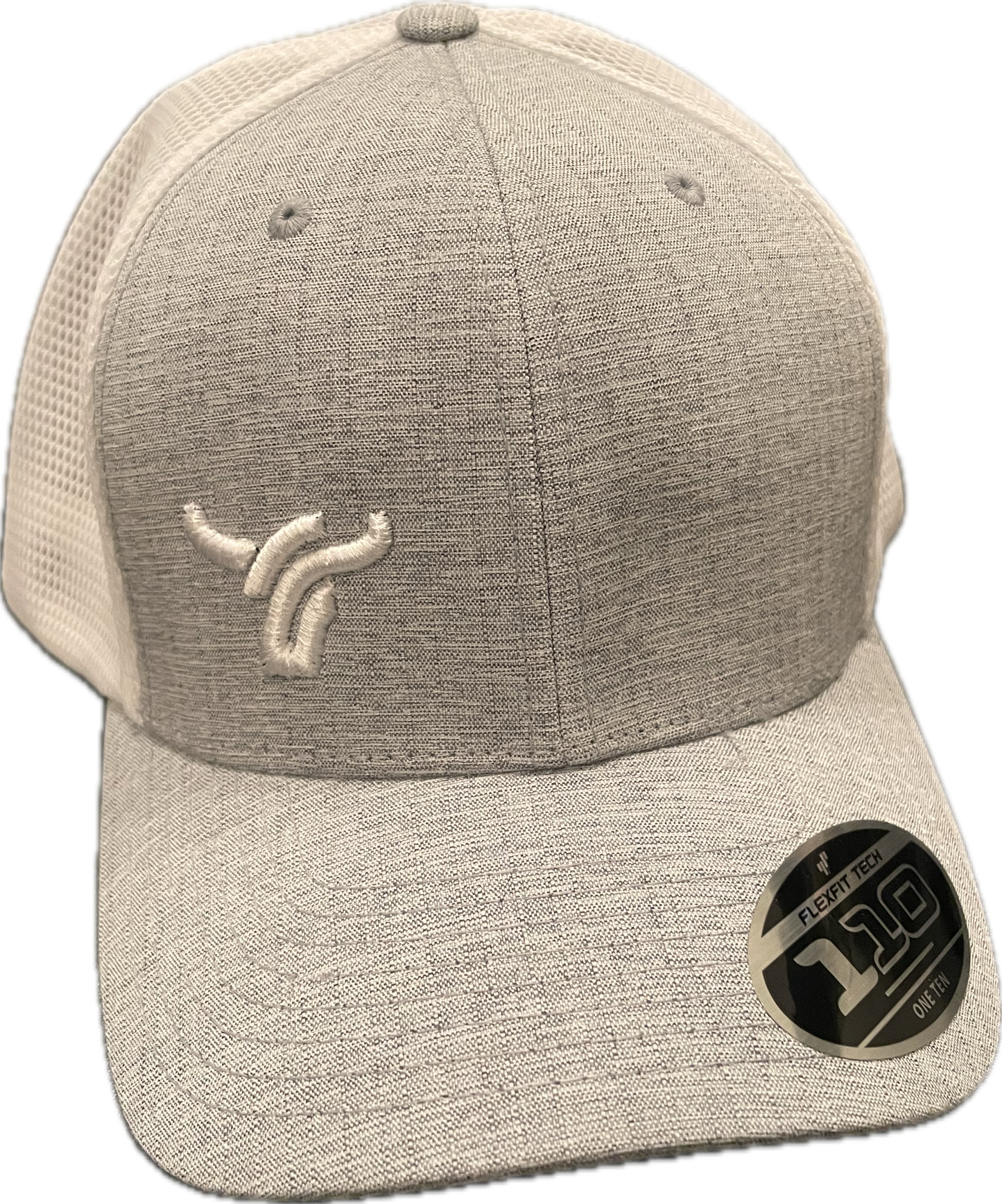 Light grey & white mesh snapback 110 flexfit. Small logo