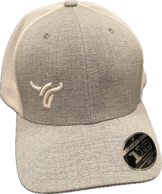 Light grey & white mesh snapback 110 flexfit. Small logo